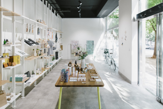 /media/8966/shopupstories_3