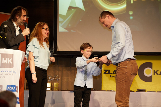 /media/7399/zlata-pecka_4