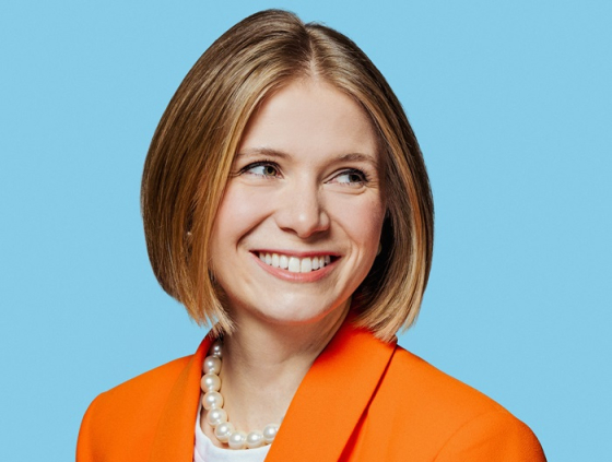 /media/jjxlgjsr/lichtenbergova-anna-marie_hero-outlaw