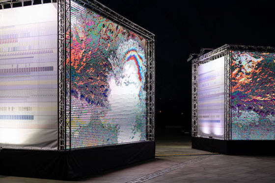 /media/18341/10_accurat_the-room-of-change_staroměstské-náměstí_1