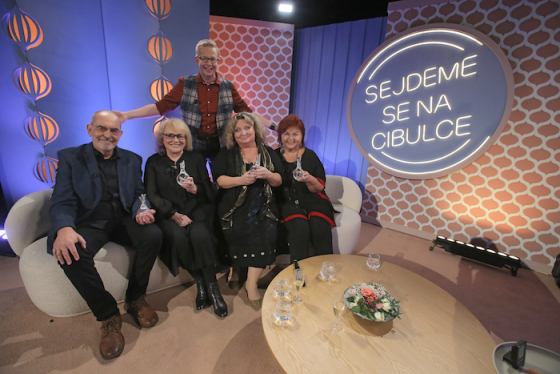 /media/z4xbaptq/sejdeme-se-na-cibulce