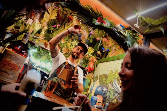 /media/21908/don-papa-aréna-filipína-don-papa-bar_fotokredit-františek-ortmann