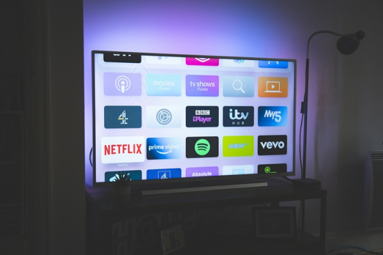 /media/2zlppwu5/ctv_video_streaming_unsplash