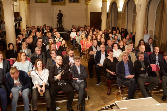 /media/7398/zlata-pecka_3