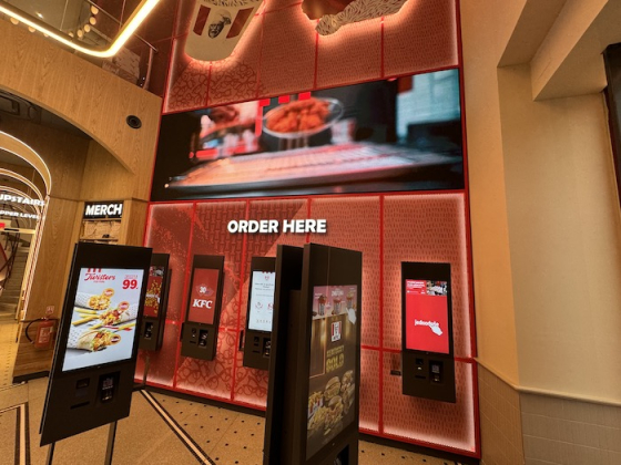 /media/zfhpogrh/kfc_interier2