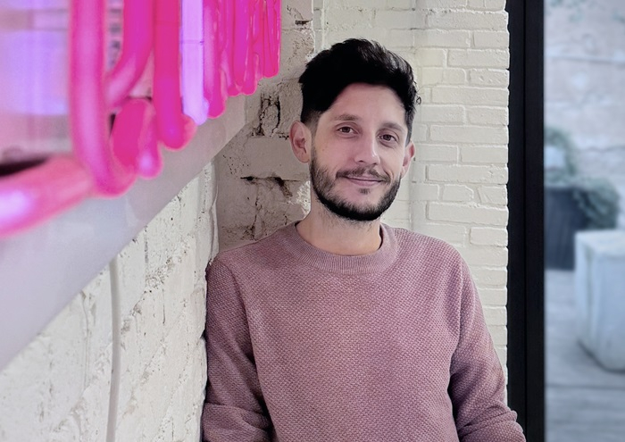 /media/kxedi04s/vit-strobl_hullabaloo