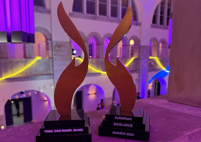 /media/mrbnbbdy/ceny-european-excellence-awards-pro-leo-burnett-a-msl-za-kampaň-nenasaditelný-prsten_3-kopie