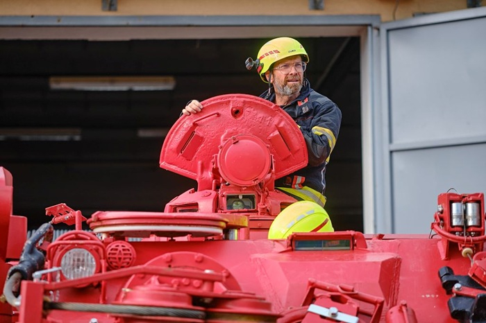 /media/swon5ewb/zakazane-zony-s-janem-revaiem-na-tv-spektrum