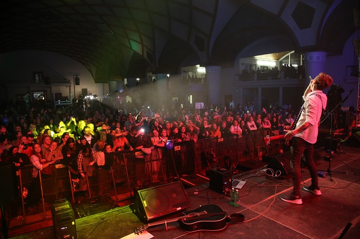 /media/9884/kamiq-you-fest