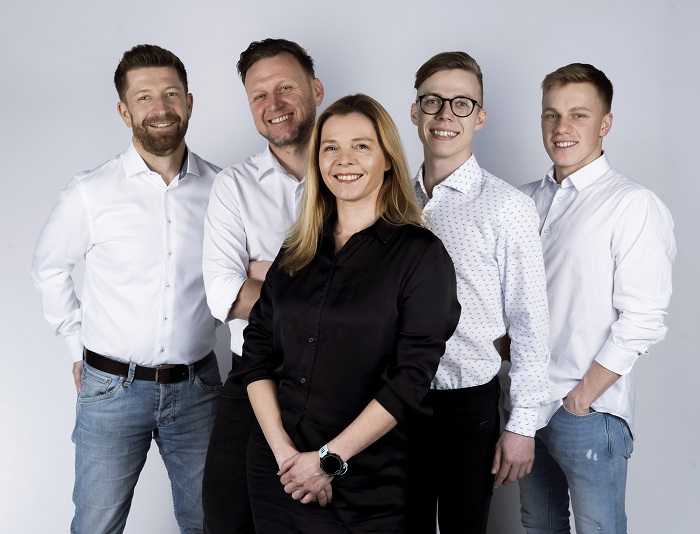 /media/15625/tym-wmc-grey-a-inhubo_lowres