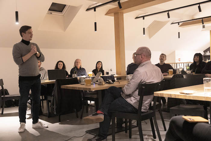 /media/20077/nelezccc