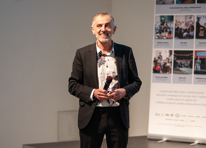 /media/s3pbtu22/jsns_jak-na-dezinformace-2