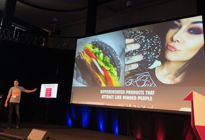 /media/4301/burgerking_blackwhopper