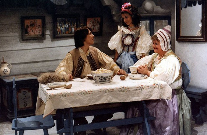 /media/6738/dvanact-mesicku