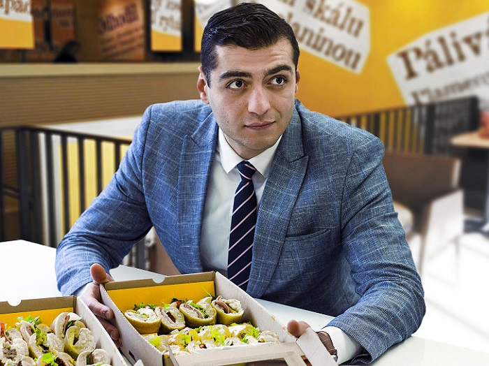 /media/11895/bb_box_levon