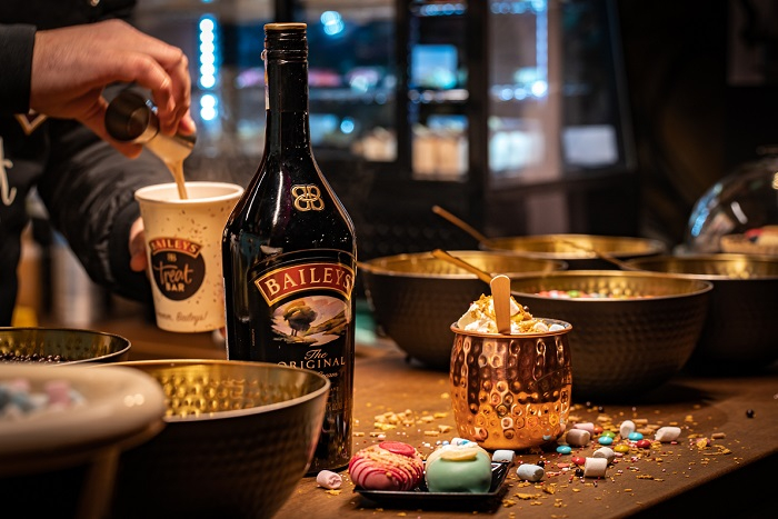 /media/19333/baileys_bar_2