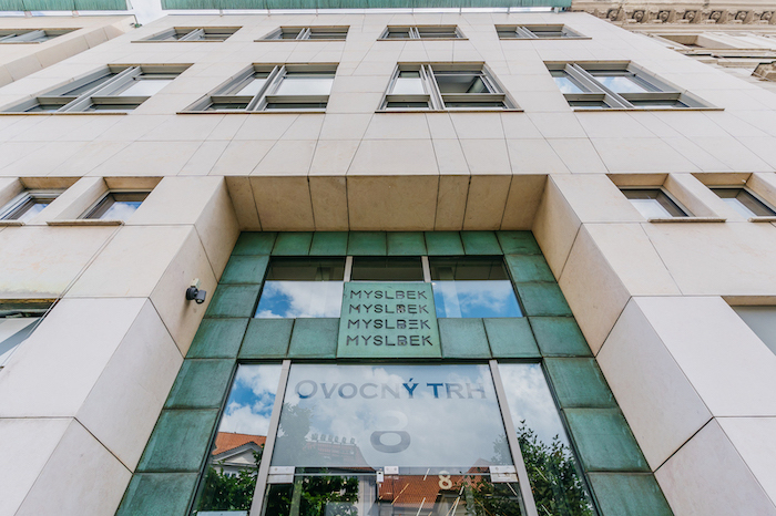 /media/23025/ng-myslbek_vchod