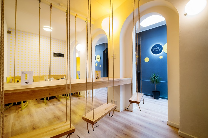 /media/3423/sazka_kavarnastesti3