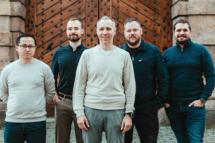 /media/ctghzpcz/sherpas_noví-šéfové-divizí_zleva_do-hoai-nam_daniel-bohuslav_luboš-plotěný_tomáš-turek_michal-mládek