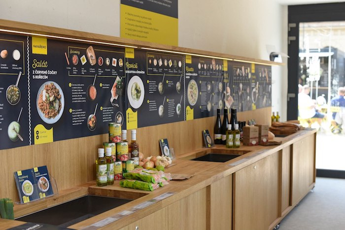 /media/4736/sklizeno_navareno_manifesto_1_mala