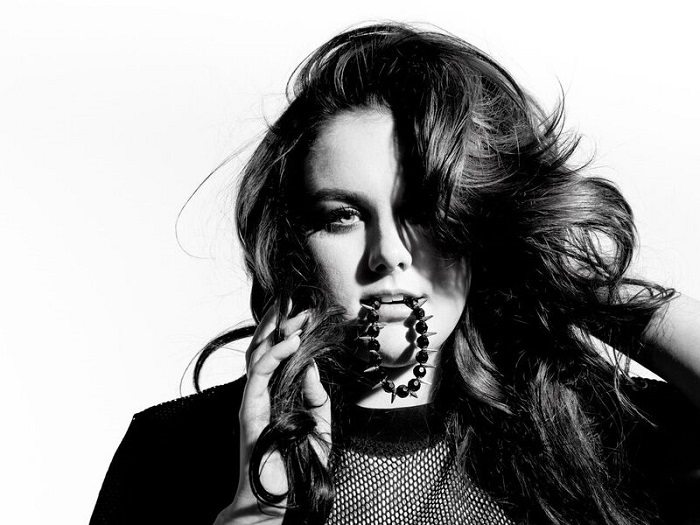 /media/3565/odvazlivci_ewa-farna