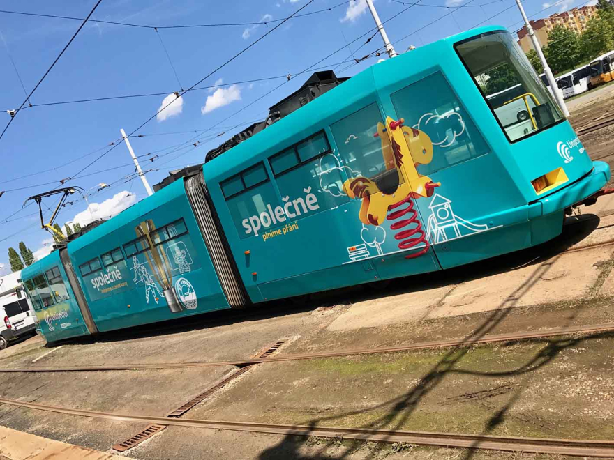 /media/1169/tramvaj_unipetrol_2