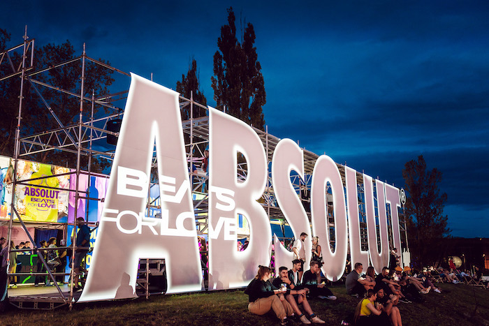 /media/tinh3vzp/absolut