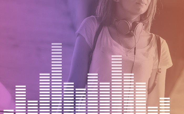 /media/9815/radio-online_shutterstock