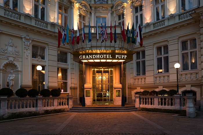 /media/19431/grandhotel-pupp