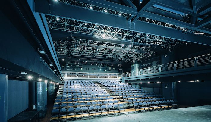 /media/20011/archa-divadlo