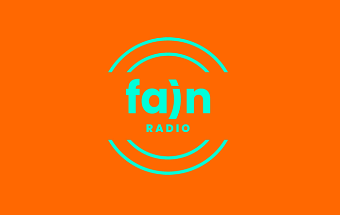 /media/1bmpmjcd/fajn-radio_1