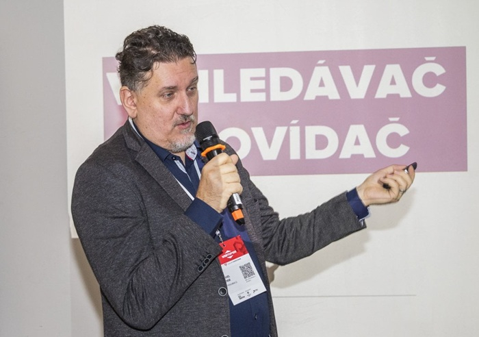 /media/uh1b43pq/pavel-ungr_webtop-100