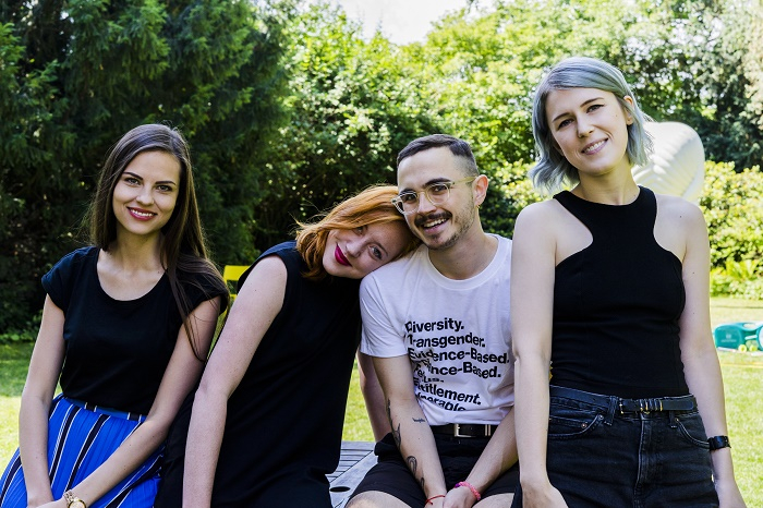 /media/4661/strls_posily