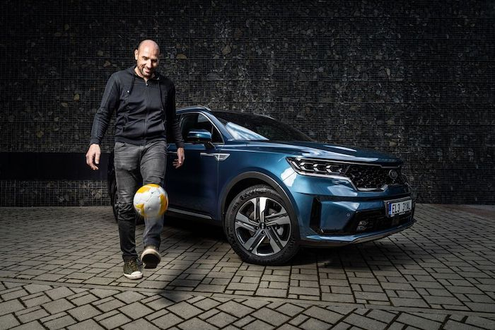 /media/16194/kia_jankoller_ambasador_4