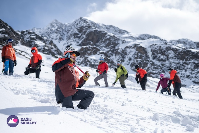 /media/dj0bim40/zazijskialpy