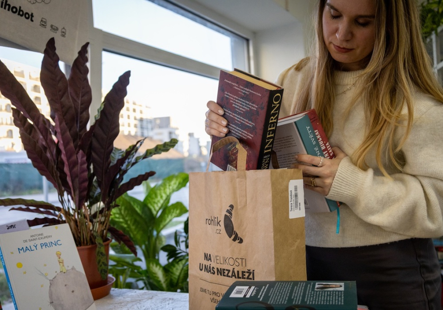 Taska a knihy_zdroj Knihobot
