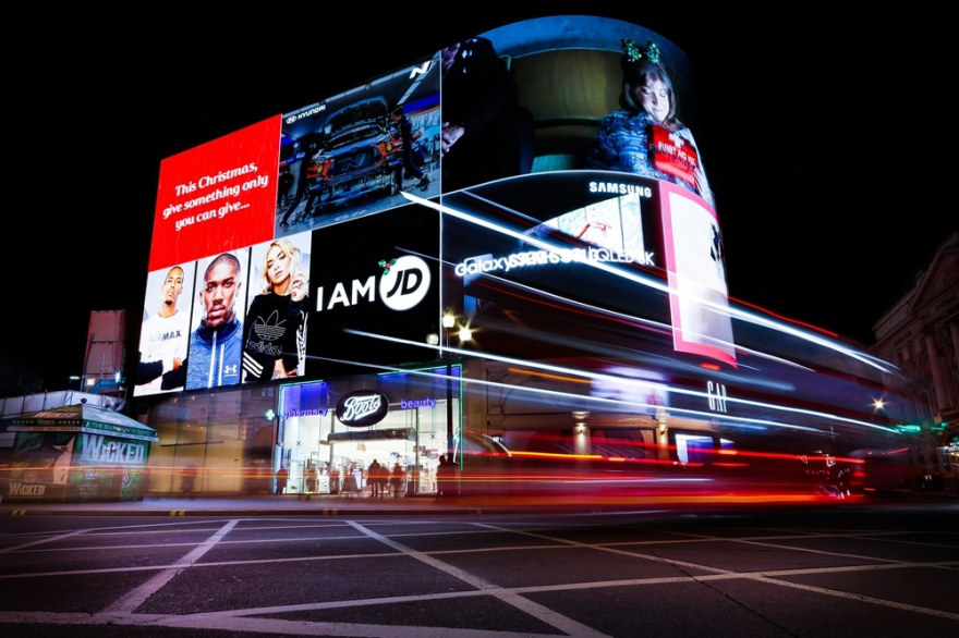 reklamni prumysl_unsplash