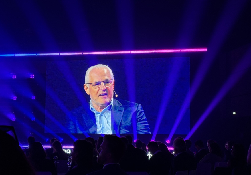 Didier stoessel_Shifts