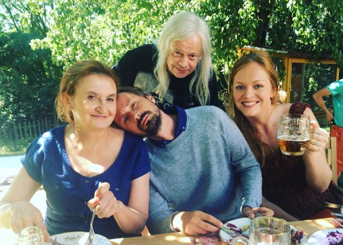 /media/9736/dve-nevesty-ajedna-svatba_1