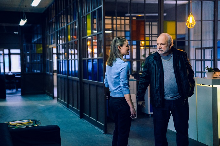 /media/1860/dáma-a-král_nova-1