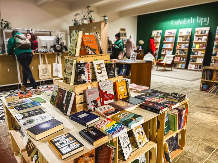 /media/whcf0aqi/knihobot_knihkupectvi_2