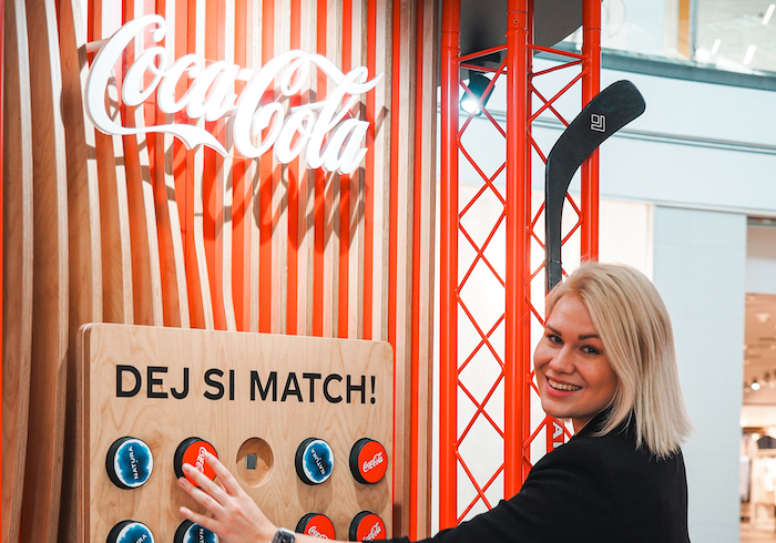 /media/x0jafvsx/galerieharfa_cocacola