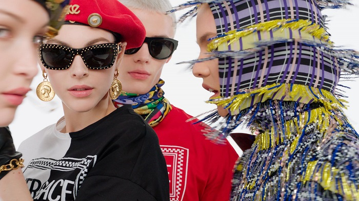 /media/5643/versace_fb