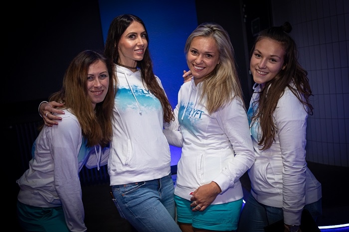 /media/10167/lyft_hostesky