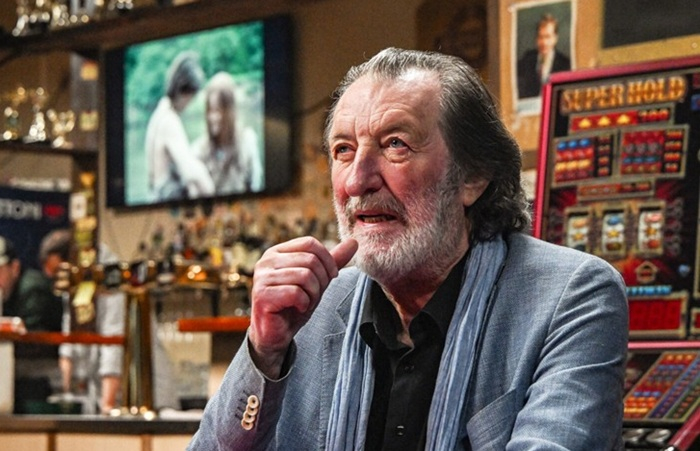 /media/icblupfr/mff-kv_znelka