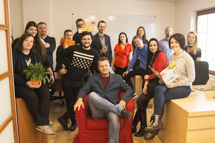 /media/6892/lesensky-cz_agentura