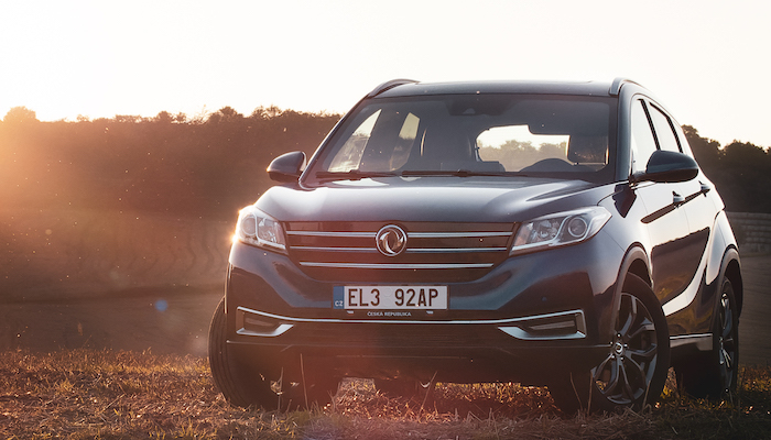 /media/18289/dongfeng_seres_57