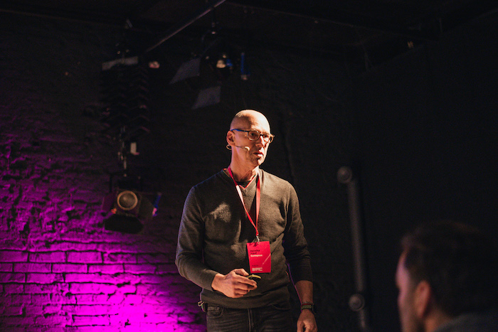 /media/7265/01-josef-havelka-contagious-starter