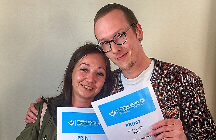 /media/8119/yl_print_2