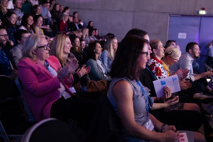 /media/24281/communication-summit_1